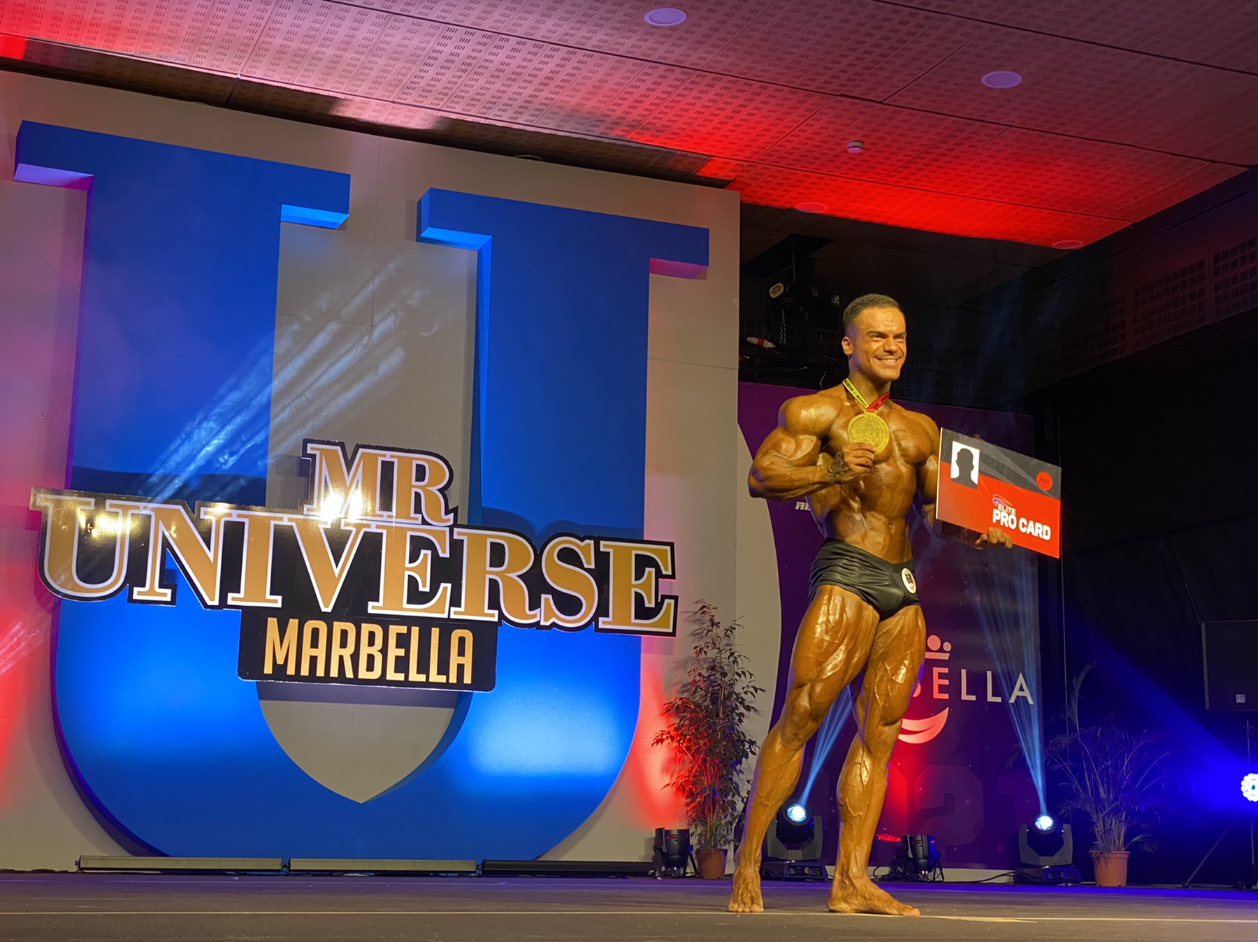 СТАНІСЛАВ ТАРАСОВ – ПЕРЕМОЖЕЦЬ «IFBB DIAMOND CUP RAFAEL VERA CLASSIC» У КЛАСИК ФІЗИК!