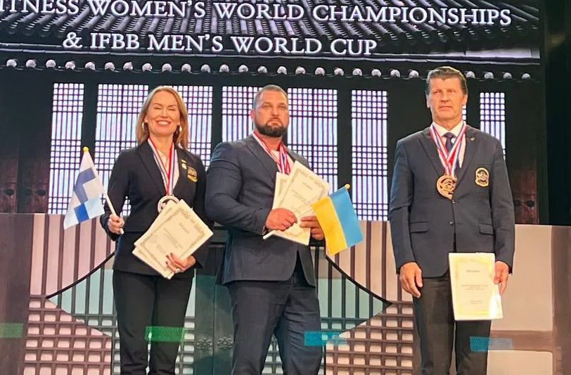 ЗБІРНА КОМАНДА УКРАЇНИ - ПЕРША У КОМАНДНОМУ ЗАЛІКУ НА ЧЕМПІОНАТІ СВІТУ IFBB СЕРЕД ЖІНОК ТА ДРУГА НА КУБКУ СВІТУ IFBB СЕРЕД ЧОЛОВІКІВ!
