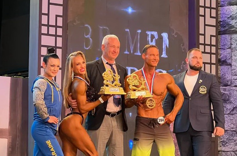 ОЛЕКСАНДРА СУМАНЄЄВА ТА СЕРГІЙ РОЙКО - ЧЕМПІОНИ СВІТУ СЕРЕД ФІТ-ПАР!