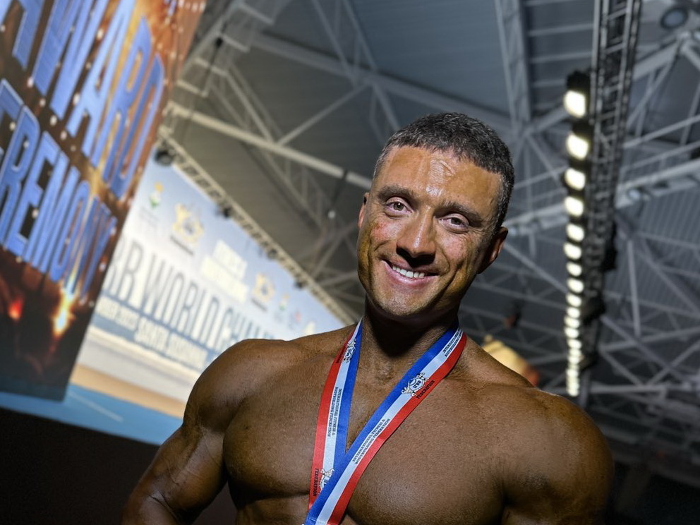 ОЛЕКСАНДР МІНЧА – СРІБНИЙ ПРИЗЕР ЧЕМПІОНАТУ СВІТУ У КЛАСИК ФІЗИК!