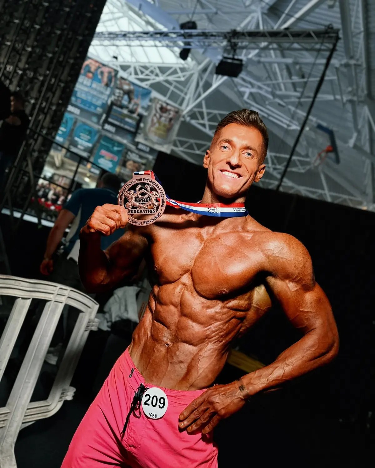 ОЛЕГ ДАНИШ - ВОЛОДАР БРОНЗИ ЧЕМПІОНАТУ СВІТУ У МЕНС ФІЗИК ДО 179 СМ!