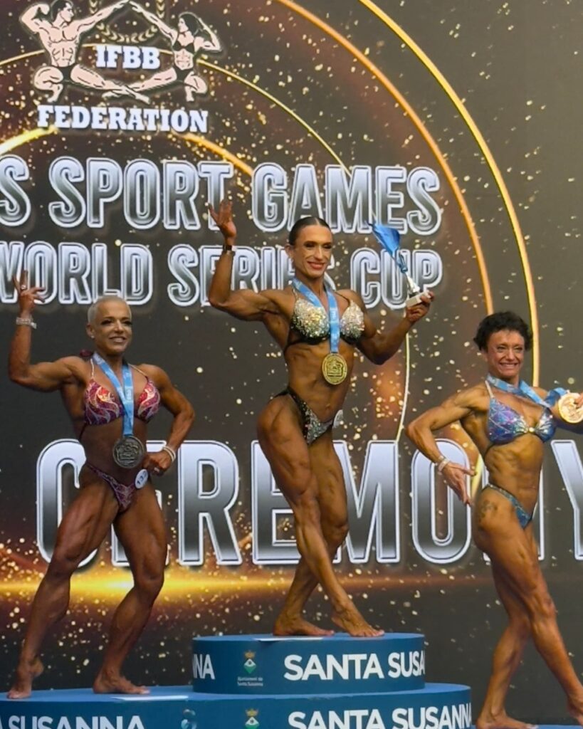 ОЛЕНА КУШНІРОВА ЗДОБУЛА ЗОЛОТО НА IFBB КУБКУ СВІТУ В ІСПАНІЇ У ВУМЕНС ФІЗИК СЕРЕД МАЙСТРІВ