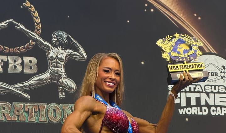 КРИСТИНА ТОКАРЄВА – ЧЕМПІОНКА ЄВРОПИ У БІКІНІ СЕРЕД МАЙСТРІВ!