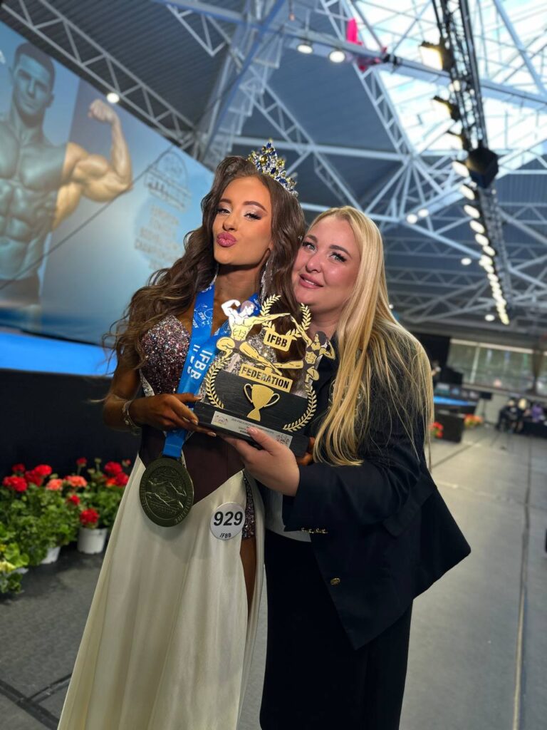 АДРІАНА МАКОГІН – АБСОЛЮТНА ЧЕМПІОНКА ЄВРОПИ У ФІТ-МОДЕЛЬ СЕРЕД ЮНІОРОК!