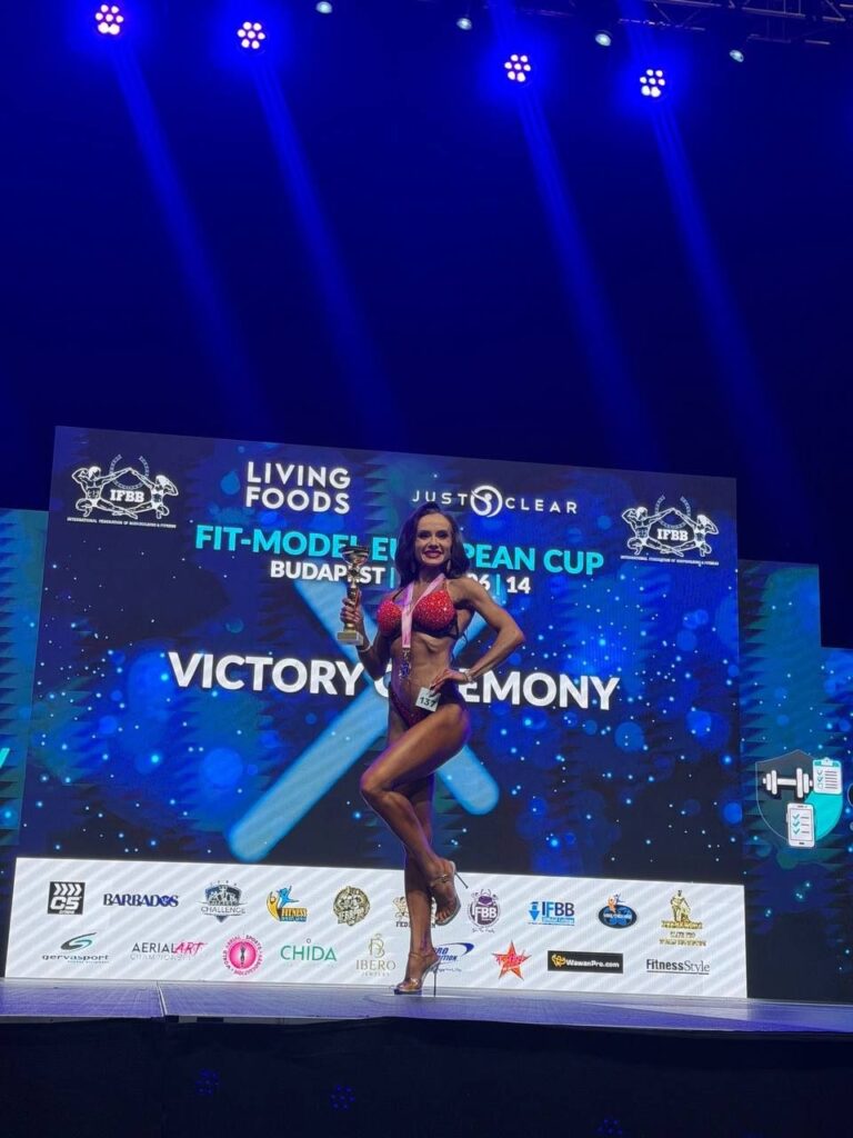 ЛІЛІЯ ВОЛОХ - ПЕРЕМОЖНИЦЯ «EUROPEAN BIKINI & FIT-MODEL CUP» У БІКІНІ ДО 163 СМ! ????????ОЛЕНА АНЗІНА – СРІБНА ПРИЗЕРКА!