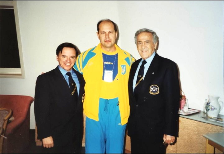 PRESS RELEASE IFBB. A unique exhibition “More than Strength – the Athletic Era of Andriy Dolgokir” opened in Zaporizhia. /ПРЕС-РЕЛІЗ IFBB. У Запоріжжі відкрилася унікальна виставка «Більше ніж сила – атлетична епоха Андрія Долгокіра».