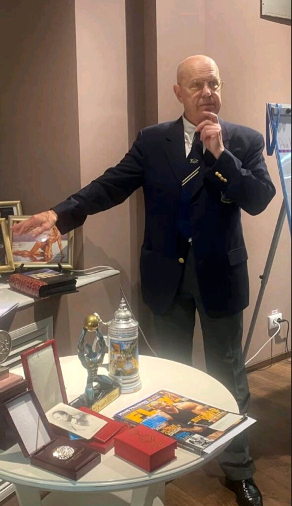 PRESS RELEASE IFBB. A unique exhibition “More than Strength – the Athletic Era of Andriy Dolgokir” opened in Zaporizhia. /ПРЕС-РЕЛІЗ IFBB. У Запоріжжі відкрилася унікальна виставка «Більше ніж сила – атлетична епоха Андрія Долгокіра».