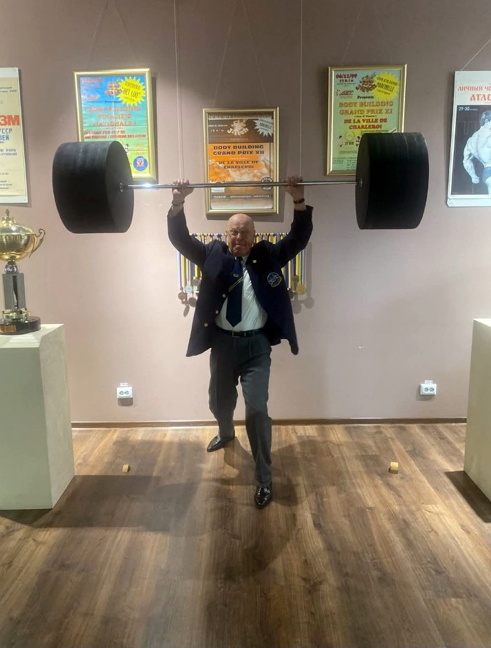 PRESS RELEASE IFBB. A unique exhibition “More than Strength – the Athletic Era of Andriy Dolgokir” opened in Zaporizhia. /ПРЕС-РЕЛІЗ IFBB. У Запоріжжі відкрилася унікальна виставка «Більше ніж сила – атлетична епоха Андрія Долгокіра».